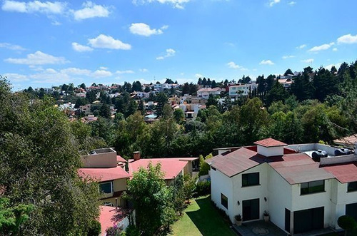Casa En Venta, Ubicada En Loma De Valle Escondido Cod. Ev1283
