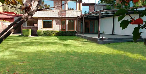 Casa Lomas De Vistahermosa Estilo Castizo. 4 Rec. 2 Salones. Jardín. Vigilancia