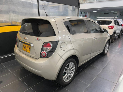 Chevrolet Sonic Lt Automatica 4x2 Gasolina