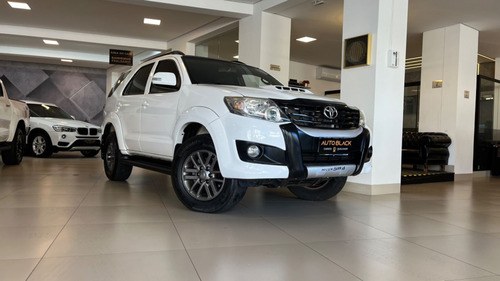 Toyota Hilux SW4 SRV D4-D 4x4 3.0 TDI Dies. Aut