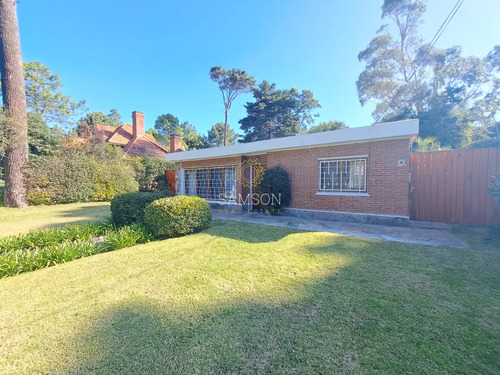 Alquiler Temporal Casa De 4 Dormitorios En San Rafael, Punta Del Este