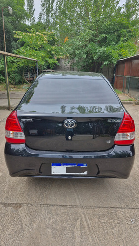 Toyota Etios 1.5 Sedan X