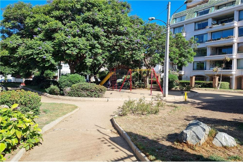 Imagen 23 de 28 de Gran Vista Al Mar, Recreo / 3d-2b-1e