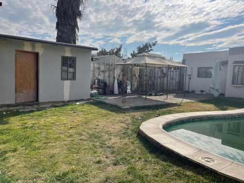 Venta De Amplia Casa, Terreno De 500m2 3d 2b, En La Florida
