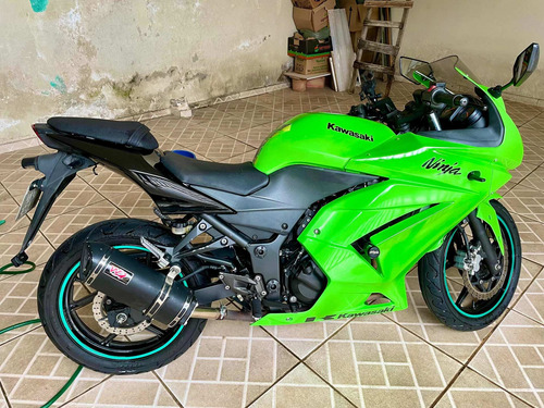 Imagem 2 de 10 de Kawasaki Ninja 250r