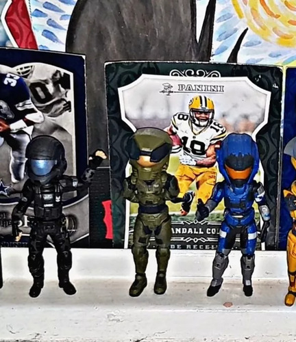Halo Avatar Mcfarlane 6 Figuras Diferentes (Usado)