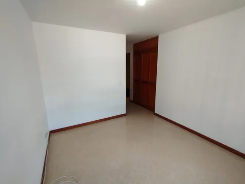 Arriendo Apartamento En Laureles