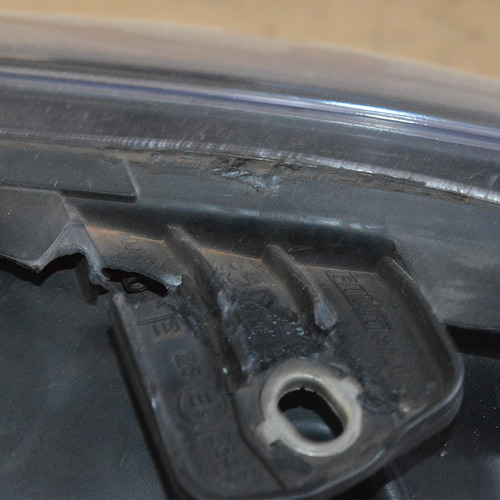 Imagem 3 de 4 de Farol Direito Da Fiat Strada / Palio