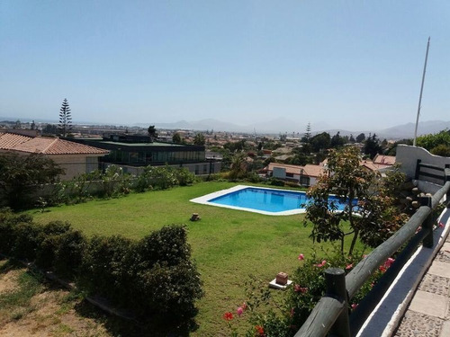 Departamento En Venta De 4 Dormitorios En La Serena