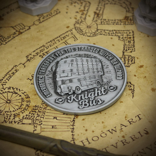 Medallón Coleccionable Harry Potter Autobús Noctámbulo