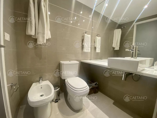 Venta Apartamento 3 Dormitorios. Playa Mansa, Punta Del Este