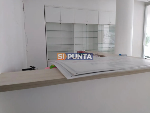 Local En Gorlero En Venta