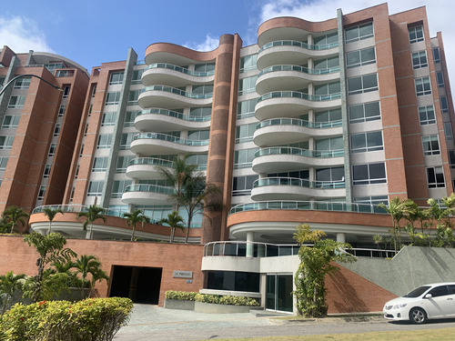 Se Vende Apartamento 318 M2 En Urb. Mirador De Los Campitos