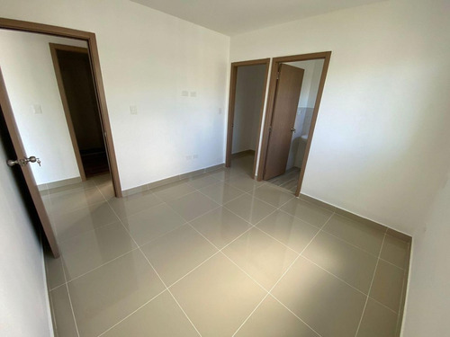 Apartamento En Alquiler En Punta Cana, Epic Sun, Bávaro, 2 Habitaciones, A 5 Minutos Del Down Town