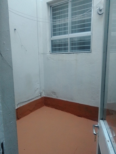 Imagen 6 de 7 de Apto De Dos Cuartos C/patio S/comision