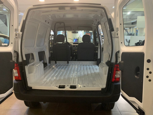 Imagen 13 de 25 de Peugeot Partnert Confort 1.6 2023 3-