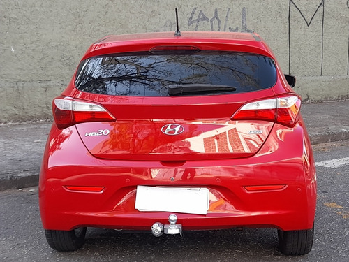 Imagem 10 de 16 de Hyundai Hb 20 1.0 Comfort Plus Bem Conservado