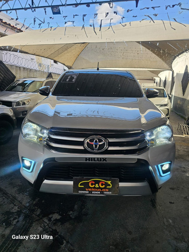 Toyota Hilux 2.7 Srv Cab. Dupla 4x2 Flex Aut. 4p