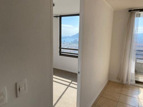 Vendo Cómodo Departamento En Excelente Ubicación