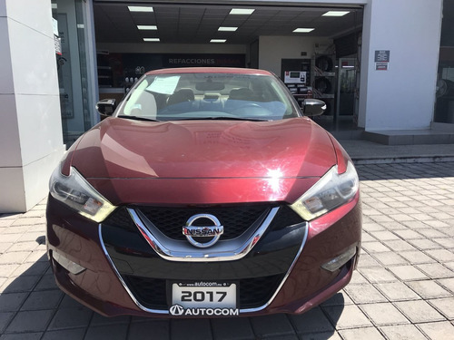 Imagen 4 de 15 de Nissan Maxima 4 Puertas