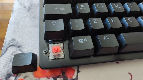 Teclado Gamer Mecánico Melón Escorpión 500 Negro Español España