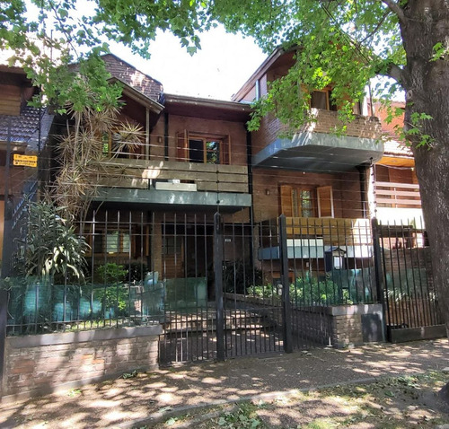 Venta De Casa 6 Ambientes En Quilmes.