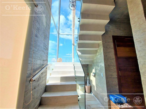 Imagen 13 de 30 de Impecable Casa En Venta De Cuatro Dormitorios Con Piscina En Pueblos Del Plata, Barrio Magallanes