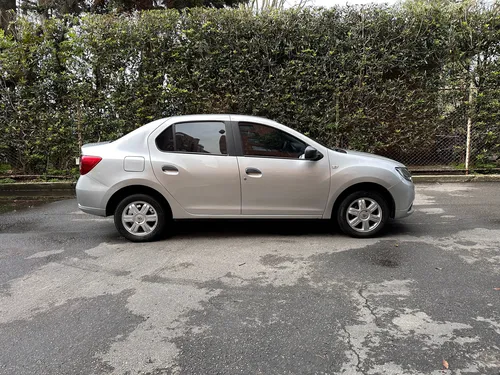 Renault Logan 1.6 Authentique
