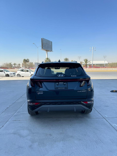 Hyundai Tucson 5 pts. GLS Premium, 2.5l, TA, a/ac., piel, RA-18