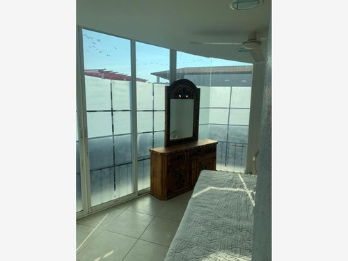 Imagen 8 de 12 de Departamento En Venta Puerto Vallarta Centro