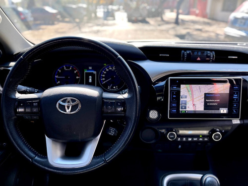 Imagen 12 de 12 de Toyota Hilux Srv 4x2 2.8tdi D/cab Mt Mod. 2017