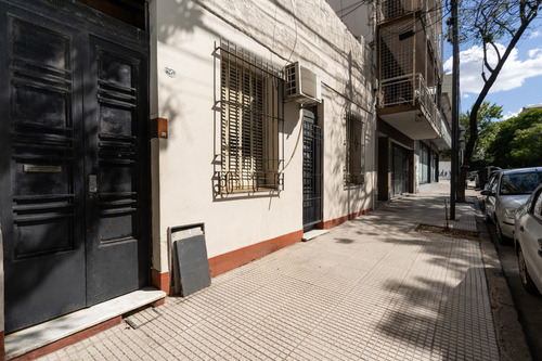Ph En Venta De 3 Ambientes Con Terraza En Balvanera.