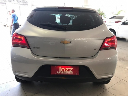 Chevrolet Onix 1.0 Mpfi Lt 8v Flex 4p Manual