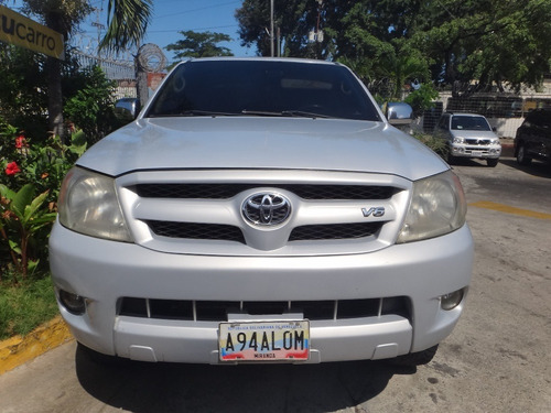 Imagen 2 de 14 de Toyota Hilux Kavak Automática 4x4