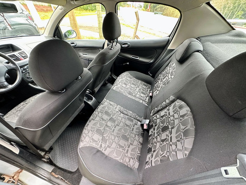 Peugeot 207 Passion 1.4 Xr 10 Anos Flex 4p