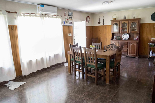 Imagen 6 de 22 de Casa En Venta 4 Ambientes Munro