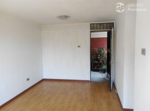 Departamento En Venta 3 Dorm 1 Baño Estac. Asignado En Ñuñoa