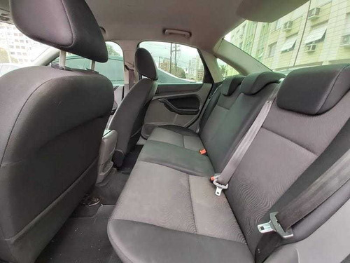 Imagem 11 de 12 de Ford Focus Sedan 2.0 16v(aut.) 4p
