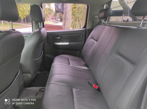 Toyota Hilux 3.0 Cd Srv Cuero I 171cv 4x4 5at 2012