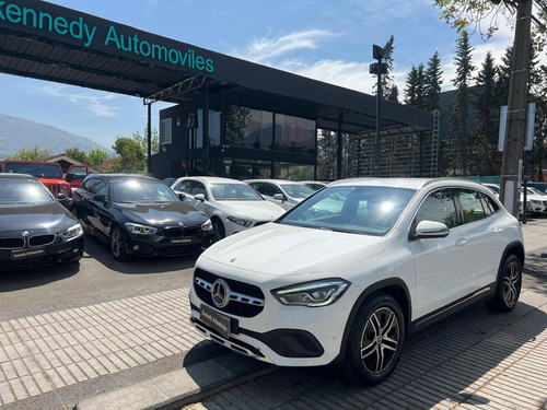 Mercedes-Benz Gla 200 1.3 GLA 200 DCT Auto