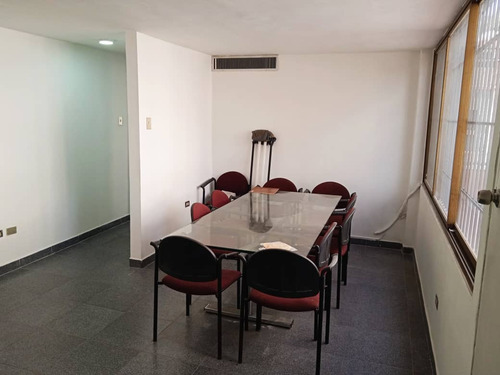 Imagen 11 de 26 de Se Alquilan Oficinas En La Florida Caracas