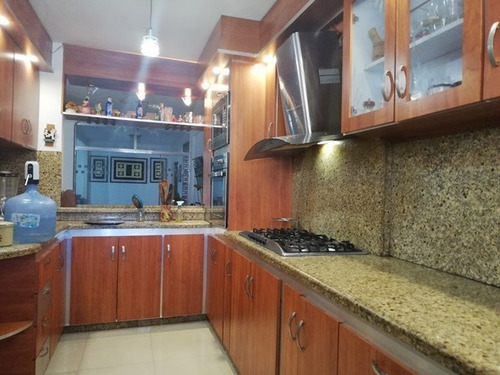 Imagen 4 de 17 de Town House Villa Avila Guatire Miranda