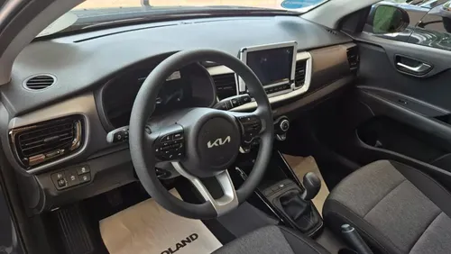 Kia Stonic Sin Pico Y Placa Mecanica Mail Hybrid