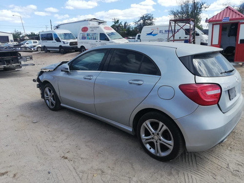 Mercedes Benz Partes Cla A200 Desarme Piezas Gla Yonke T&t