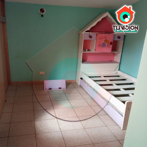 Imagen 8 de 9 de Town House (casa) En Valle Claro, Urbanización Valle Chara, Charallave, Miranda
