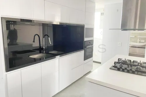 Apartamento En Arriendo En Los Rosales. Cod A3403