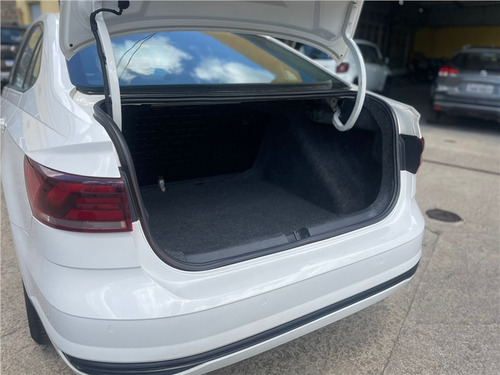 Volkswagen Virtus 1.6 Msi Total Flex Manual