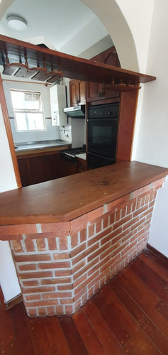 Venta De Departamento 2 Dormitorios Con Cochera Zona Parque.