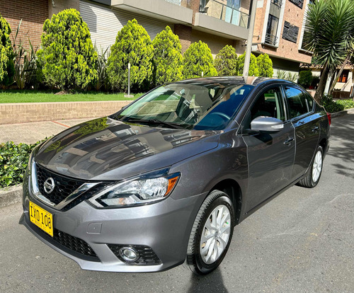 Nissan Sentra Advance Automático