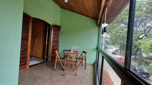 Sobrado À Venda | 3 Quartos | Suíte Com Hidro | Financiamento Disponível!